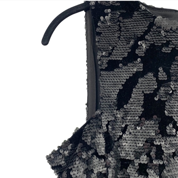 Forever 21 black velvet with sequins all over - Picture 9 of 16